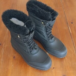 Sorel Womans Snow Boot Size 10